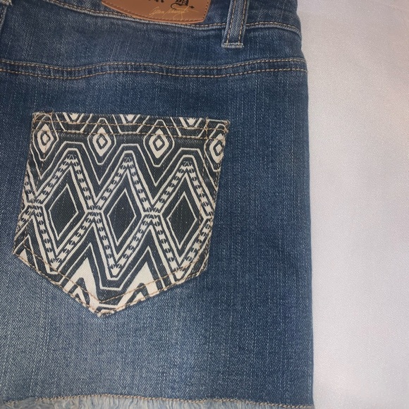 Allen B shorts size 2 - Picture 6 of 10